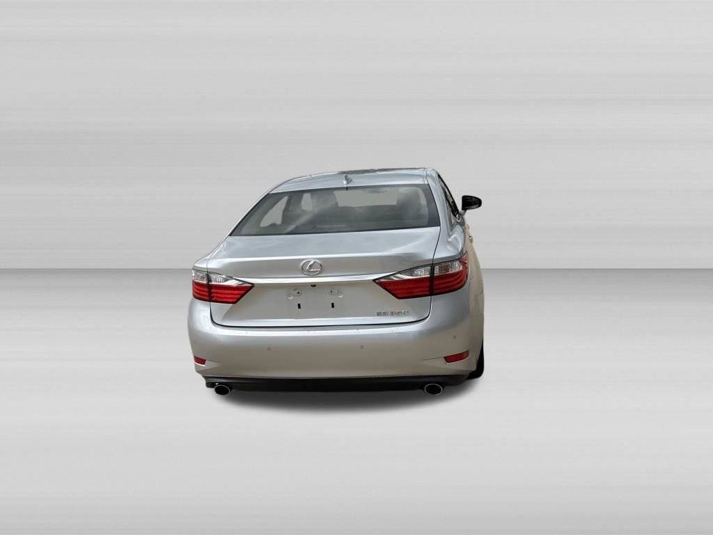 Used 2015 Lexus ES 350 w/ Luxury Package FWD image 5