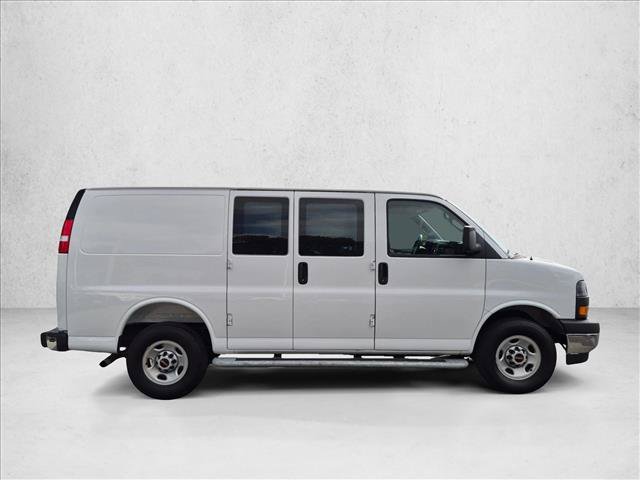 Used 2025 GMC Savana 2500 w/ Driver Convenience Package RWD image 5
