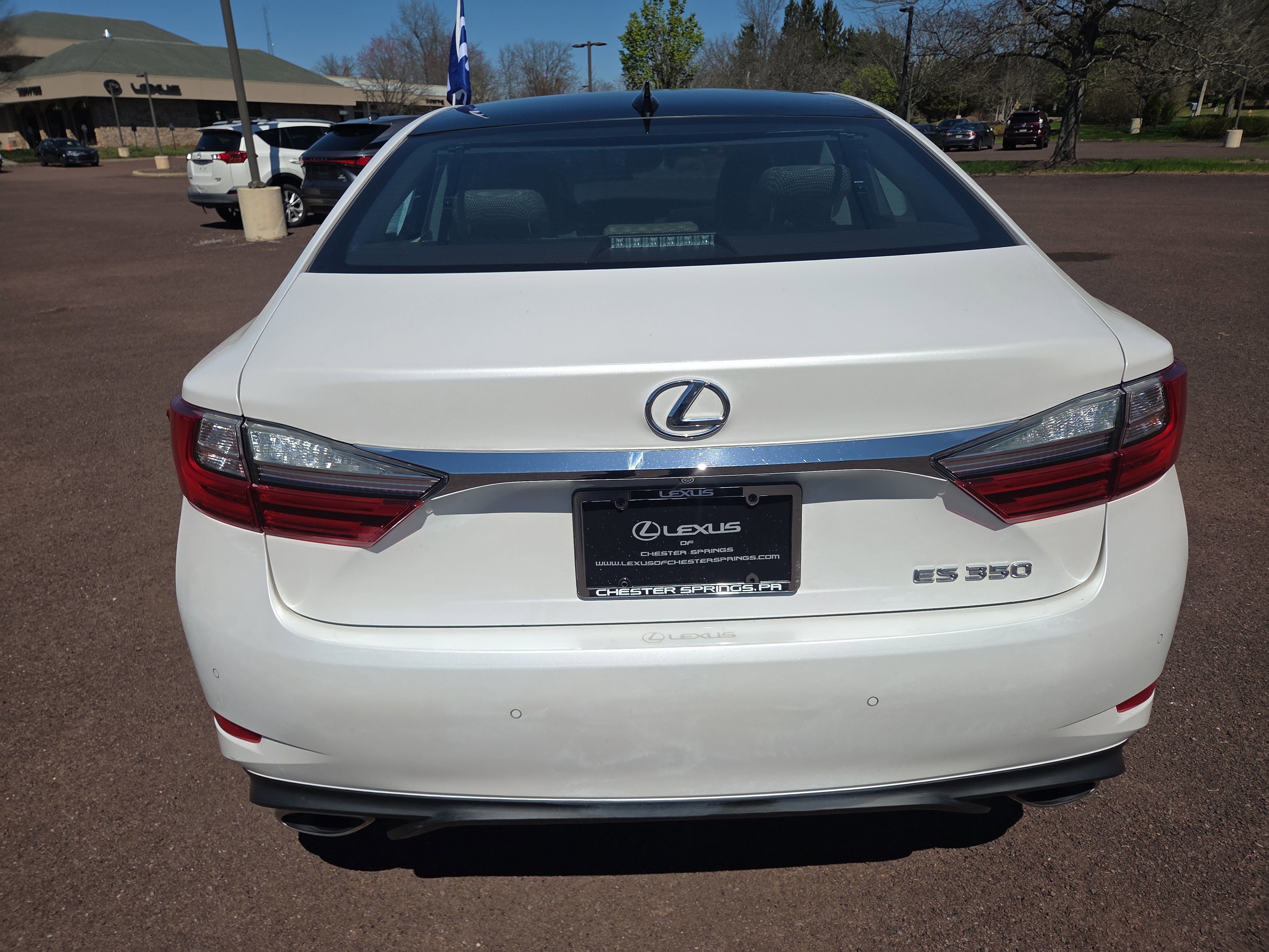 Used 2017 Lexus ES 350 w/ Luxury Package image 4