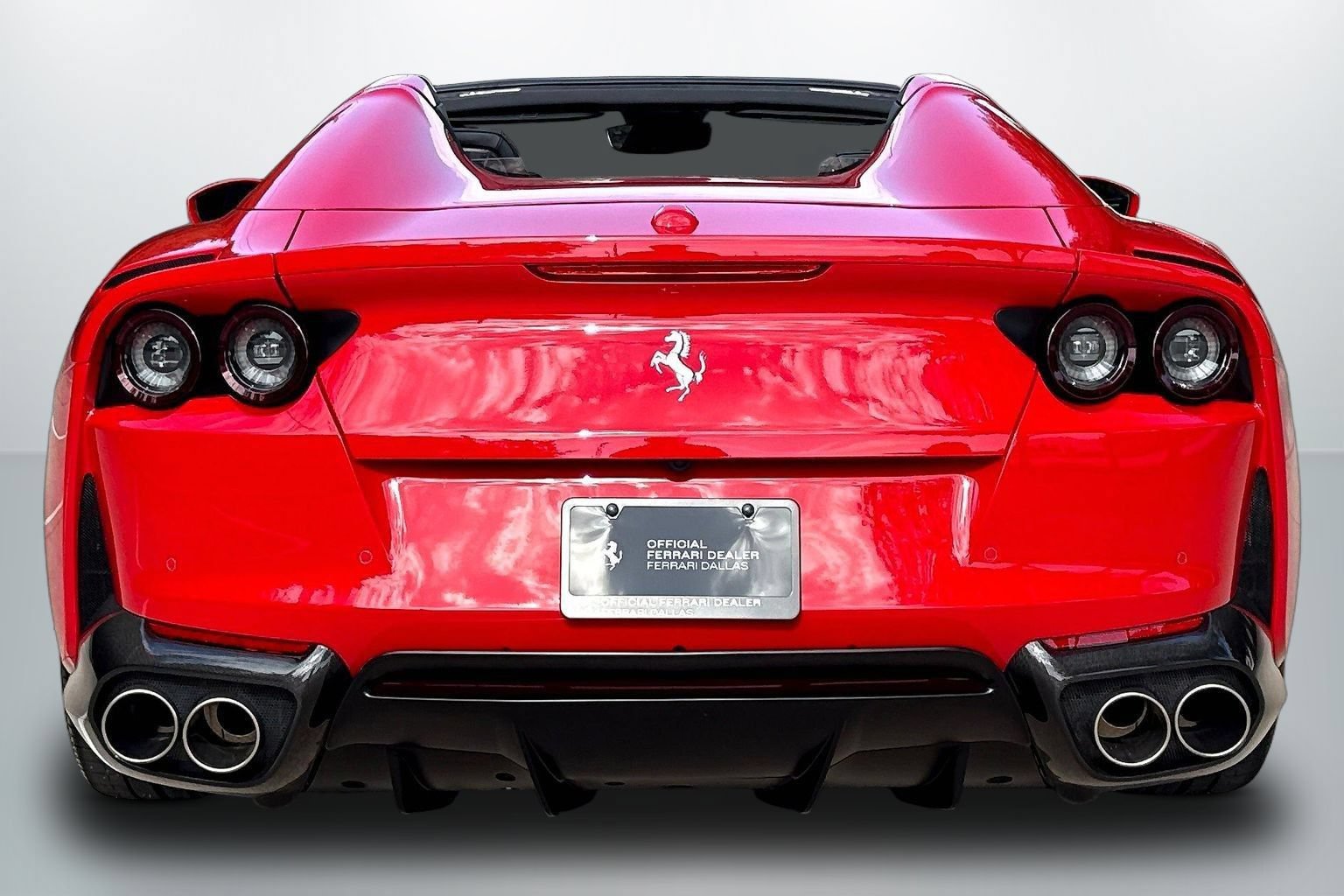 Used 2022 Ferrari 812 GTS RWD image 6
