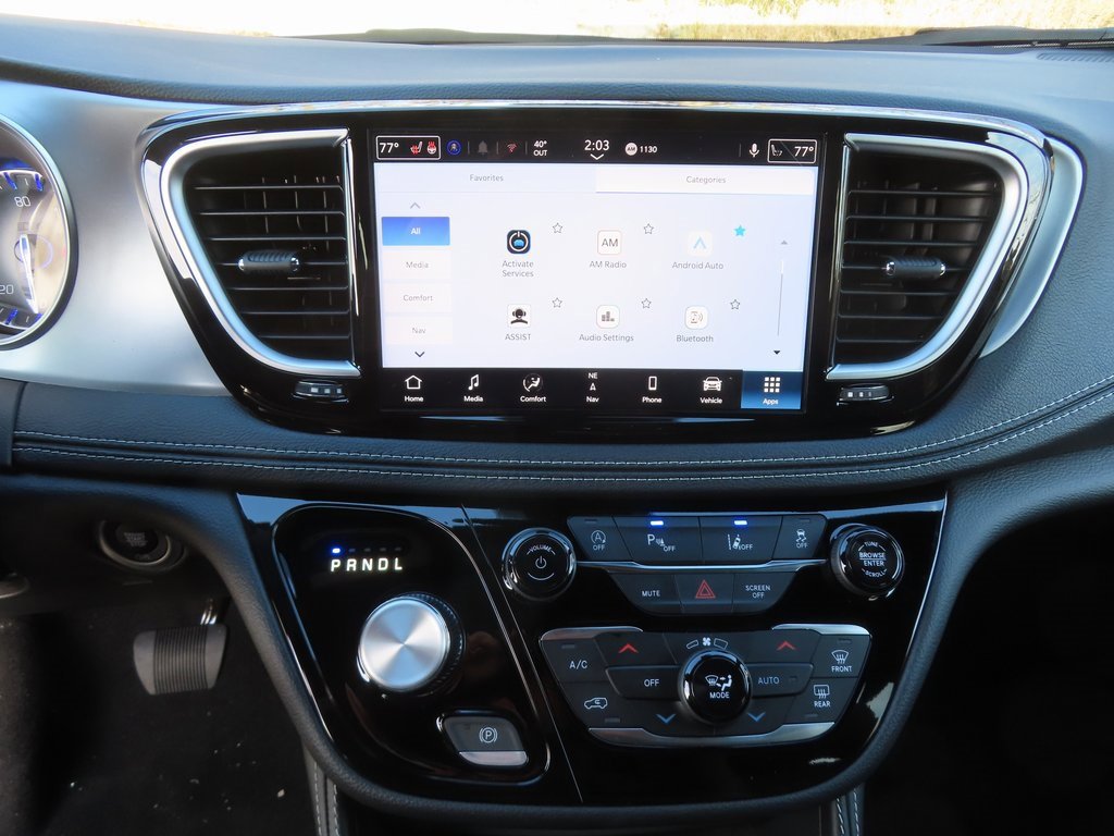 New 2026 Chrysler Pacifica Limited w/ S Appearance Package image 5