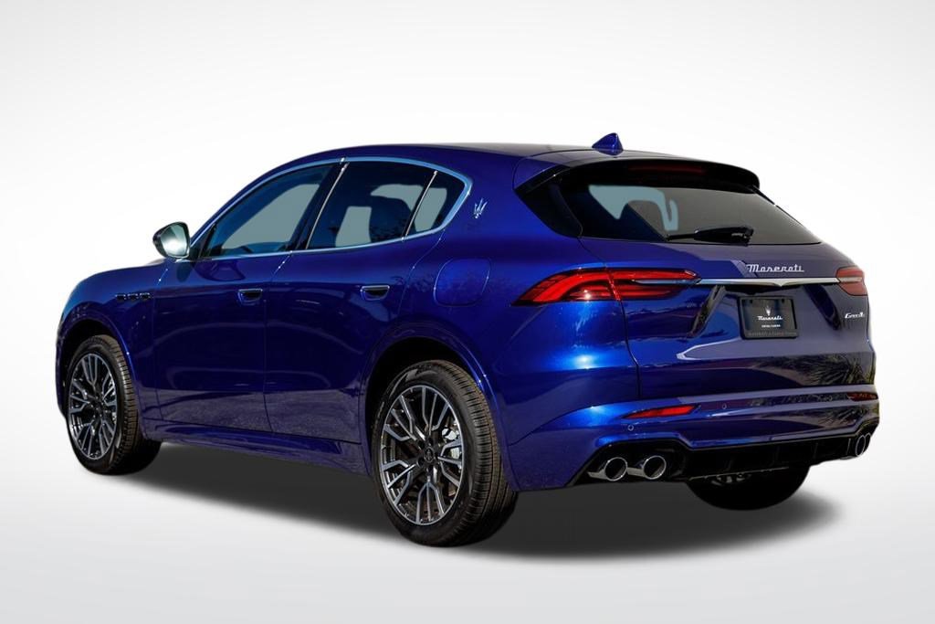 New 2025 Maserati Grecale GT image 3