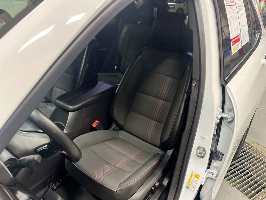 Used 2024 Chevrolet Equinox RS image 19