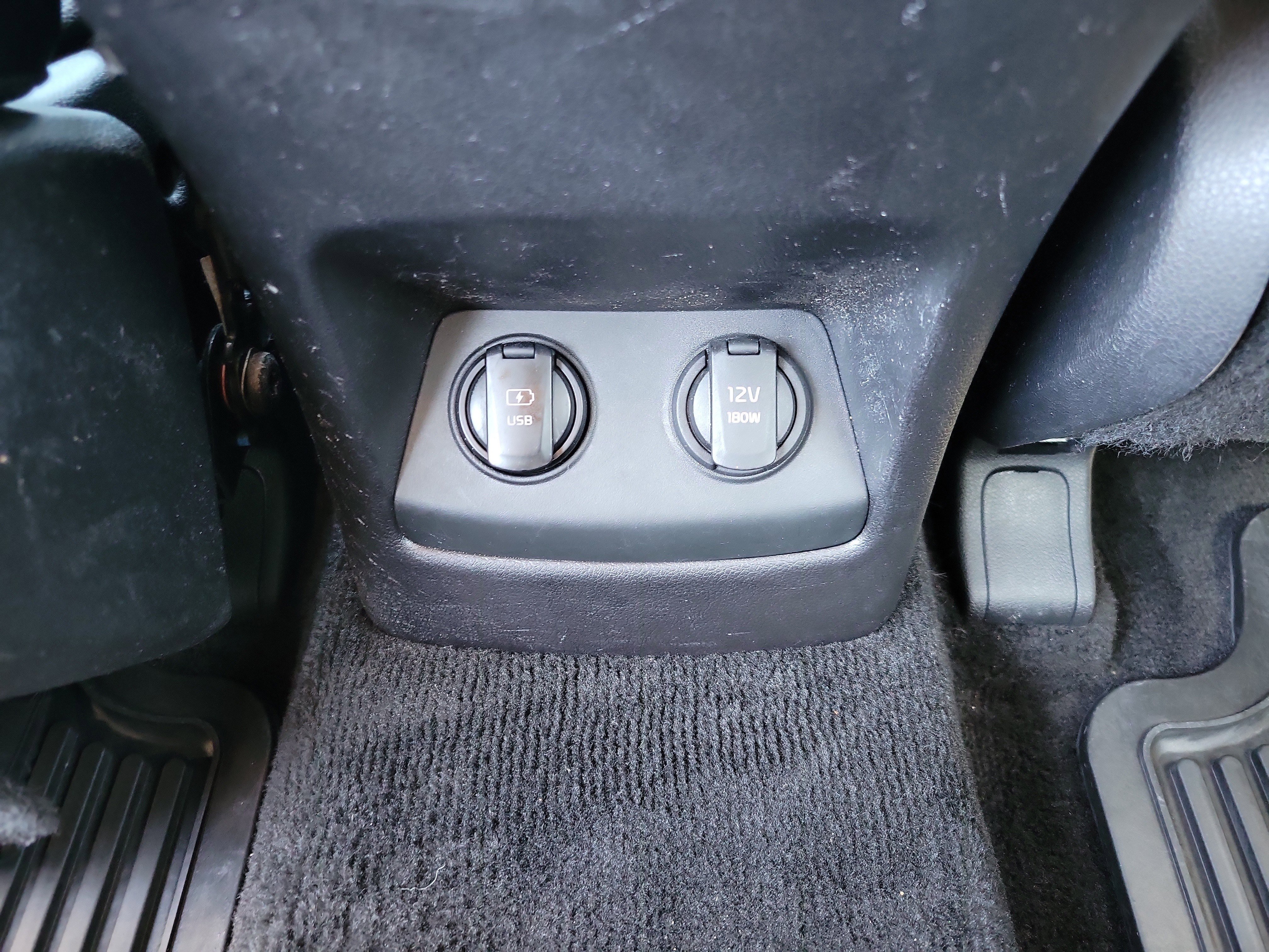 Used 2021 Kia Sportage EX image 9