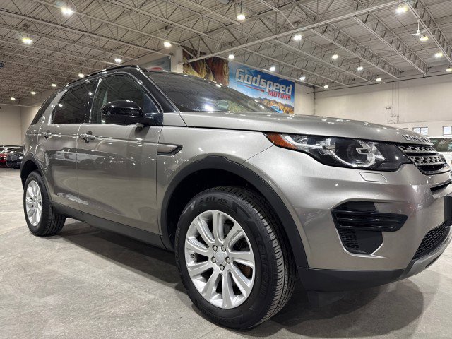 Used 2017 Land Rover Discovery Sport SE image 22