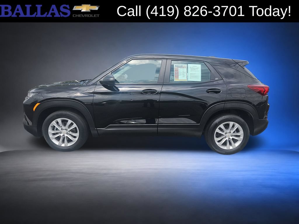 Certified 2023 Chevrolet TrailBlazer LS FWD image 2