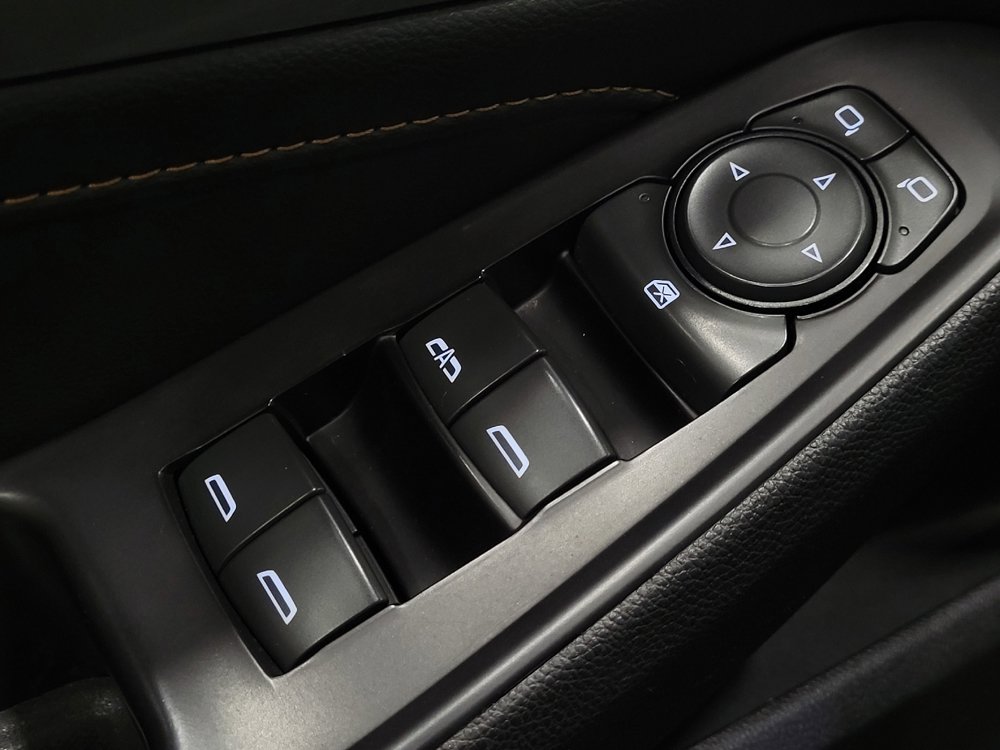 Used 2020 Chevrolet Traverse LT image 27