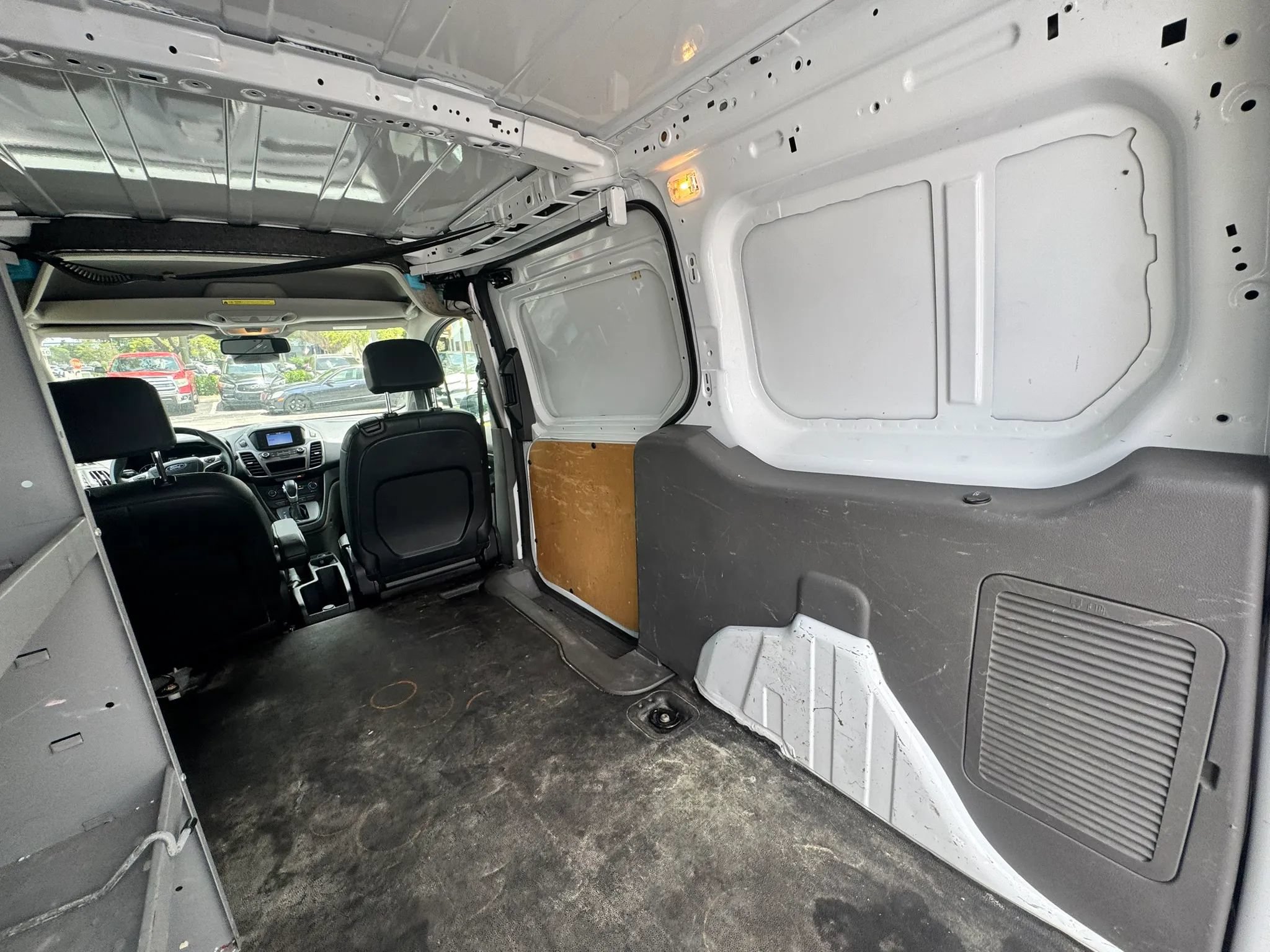 Used 2020 Ford Transit Connect XL FWD image 14