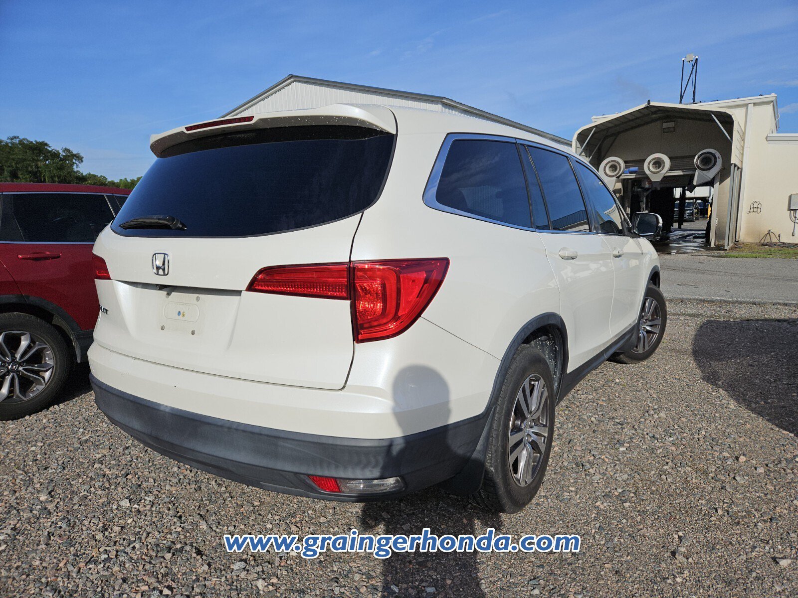 Used 2017 Honda Pilot EX image 7