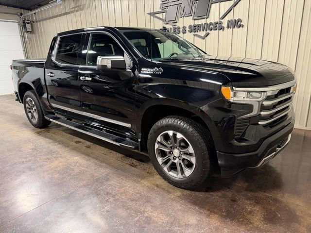 Used 2023 Chevrolet Silverado 1500 High Country w/ Technology Package image 6