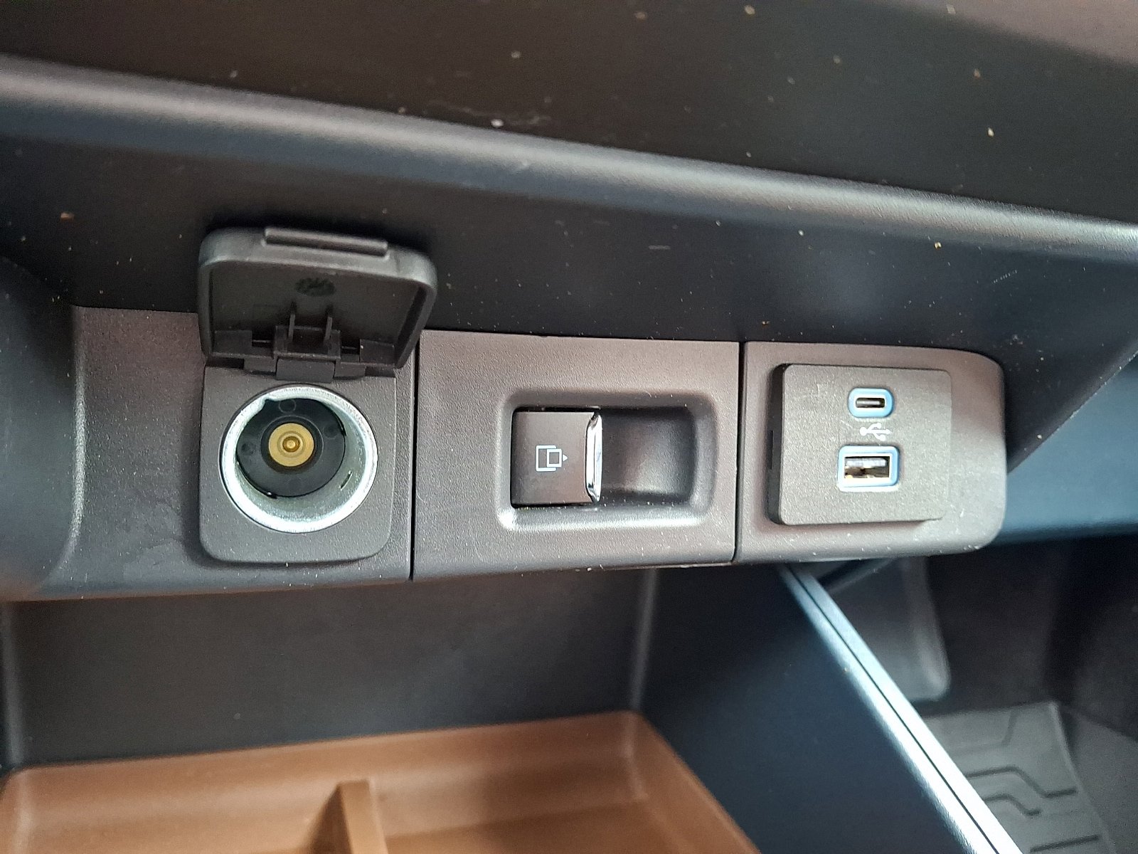 Used 2024 Ford Maverick Lariat image 23