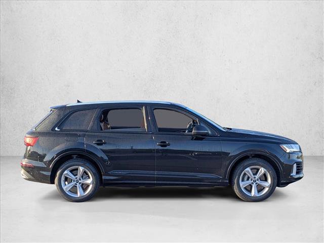Used 2023 Audi Q7 3.0T Premium w/ Convenience Package image 4