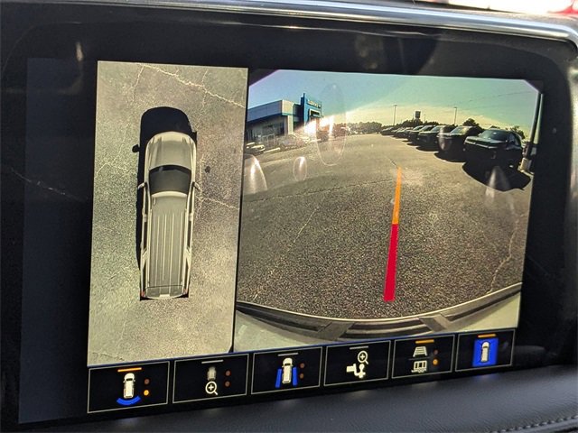 Used 2024 Chevrolet Suburban Z71 w/ Z71 Off-Road Package image 20