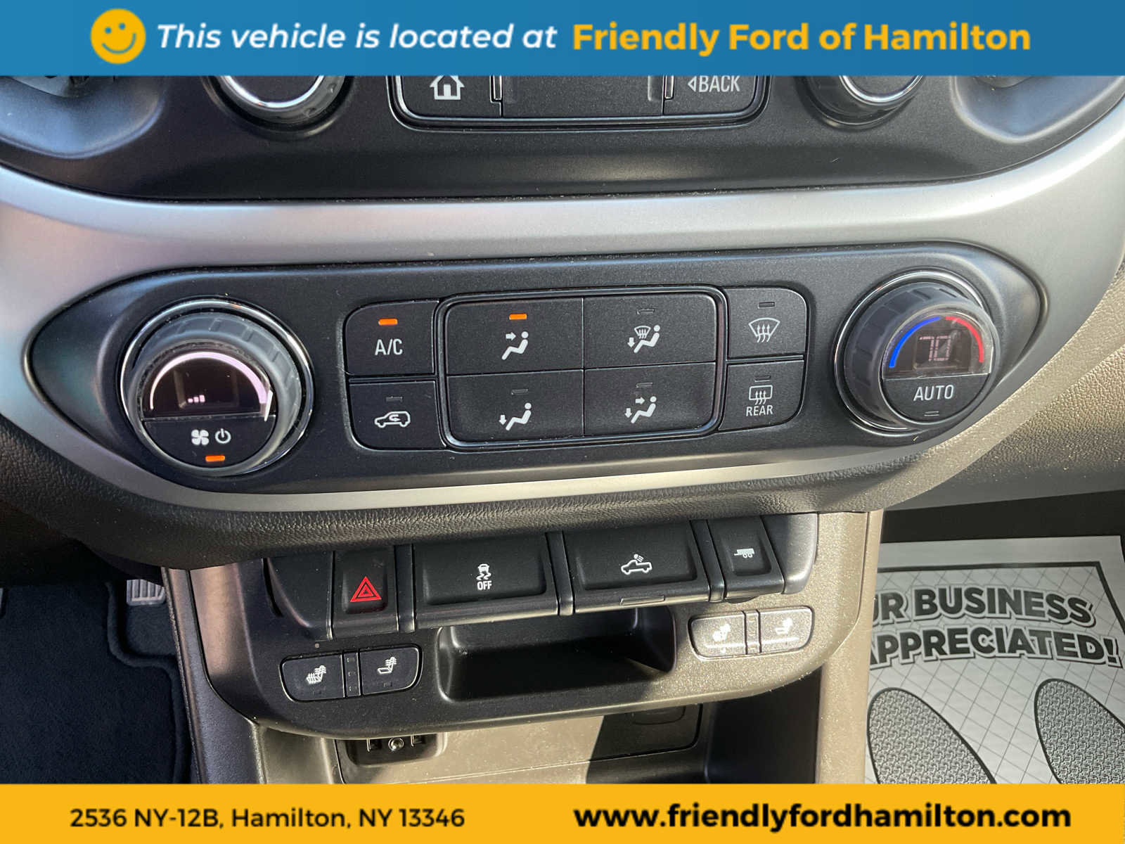 Used 2022 Chevrolet Colorado LT w/ Luxury Package image 17