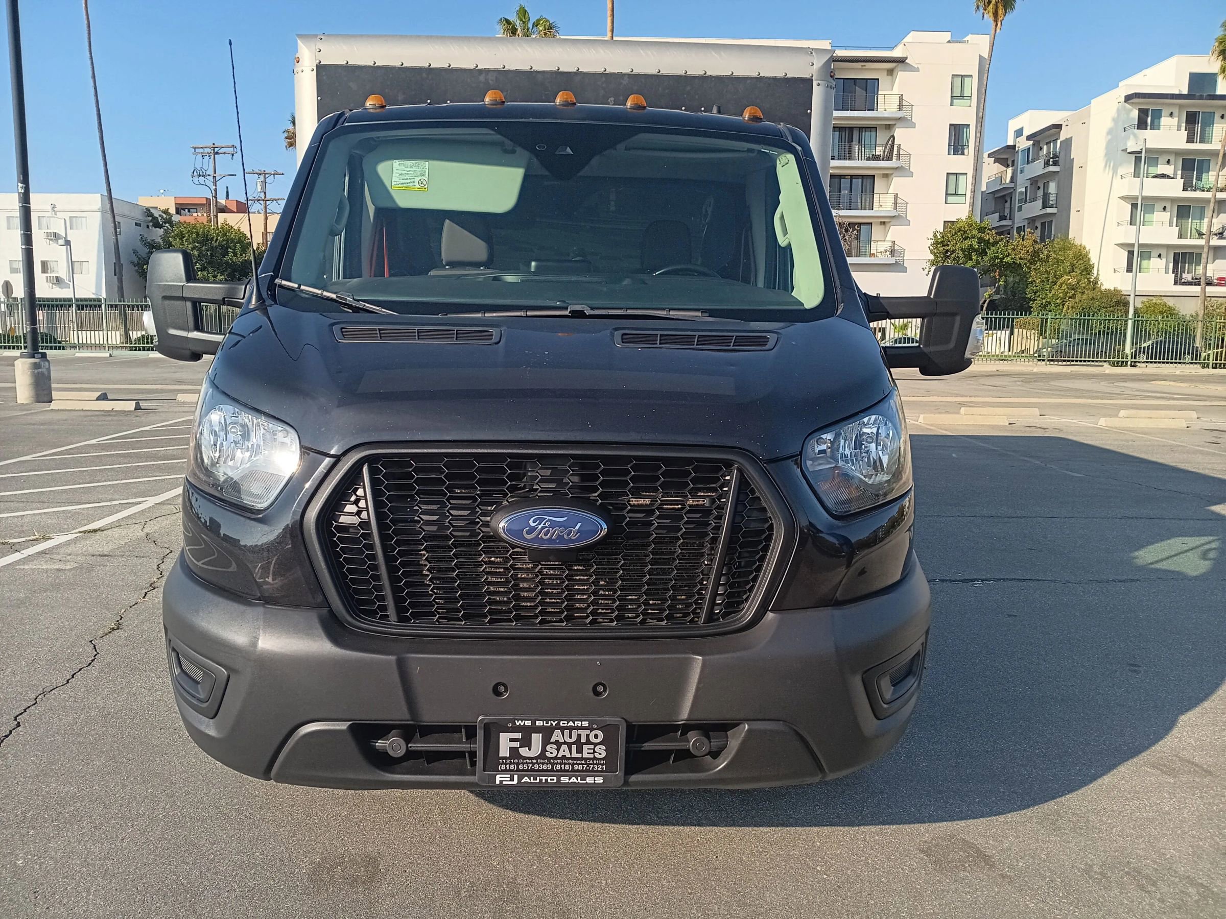 Used 2020 Ford Transit 250 138 image 2