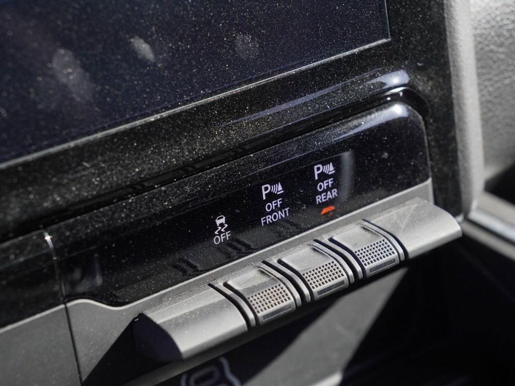 Certified 2025 RAM 1500 Big Horn image 16