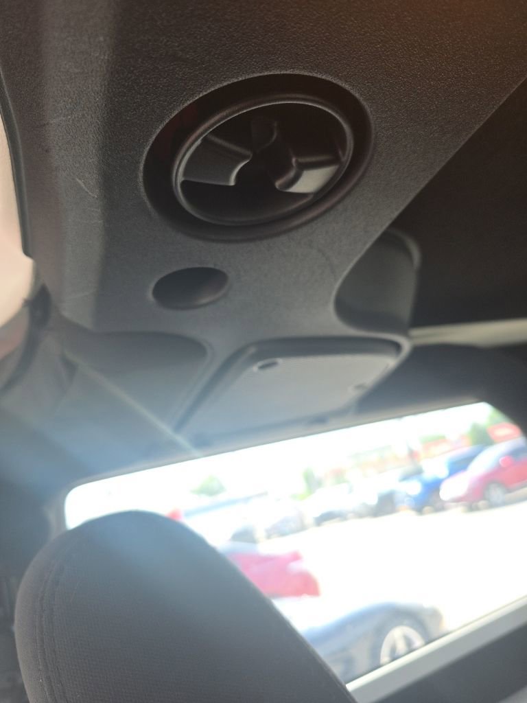 Used 2018 Jeep Wrangler Sport AWD/4WD image 11