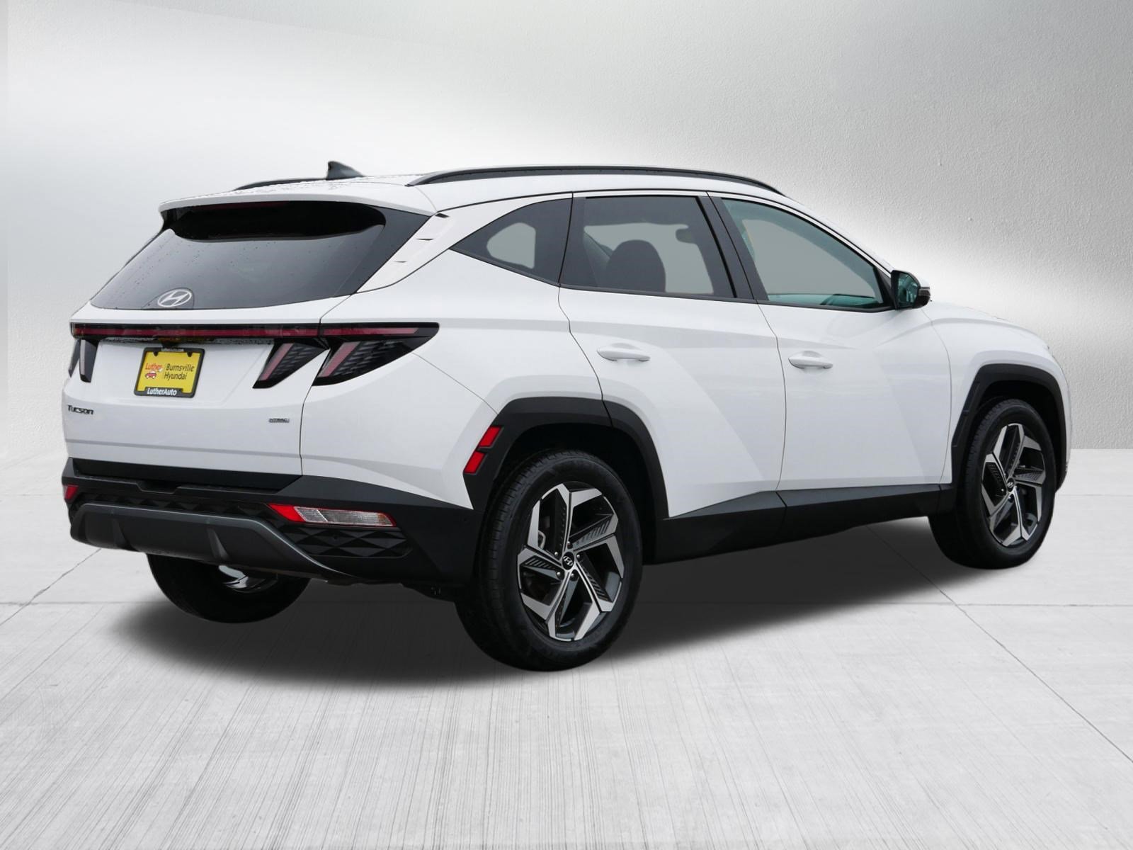 Certified 2024 Hyundai Tucson Limited AWD/4WD image 7