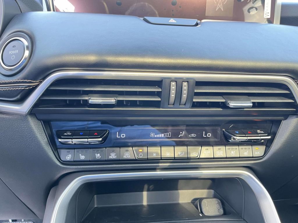 New 2025 MAZDA CX-70 Plug-In Hybrid w/ Premium Plus image 20