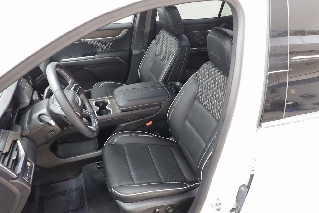Used 2024 GMC Acadia Denali w/ LPO, Floor Liner Package image 8