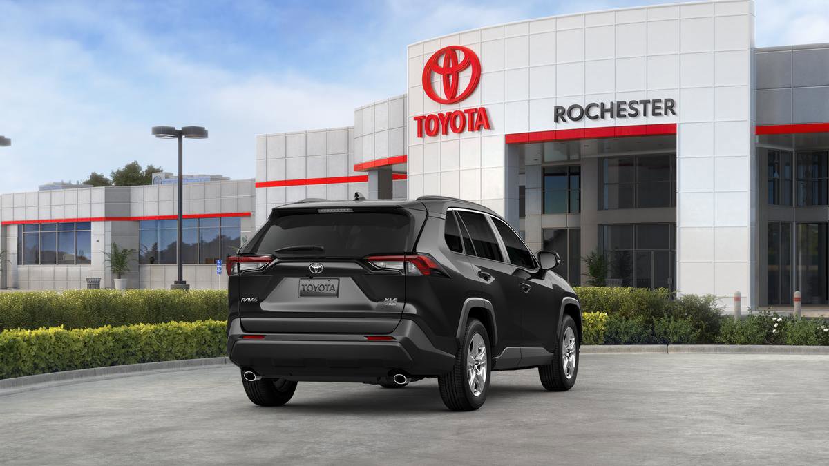 New 2025 Toyota RAV4 XLE image 31