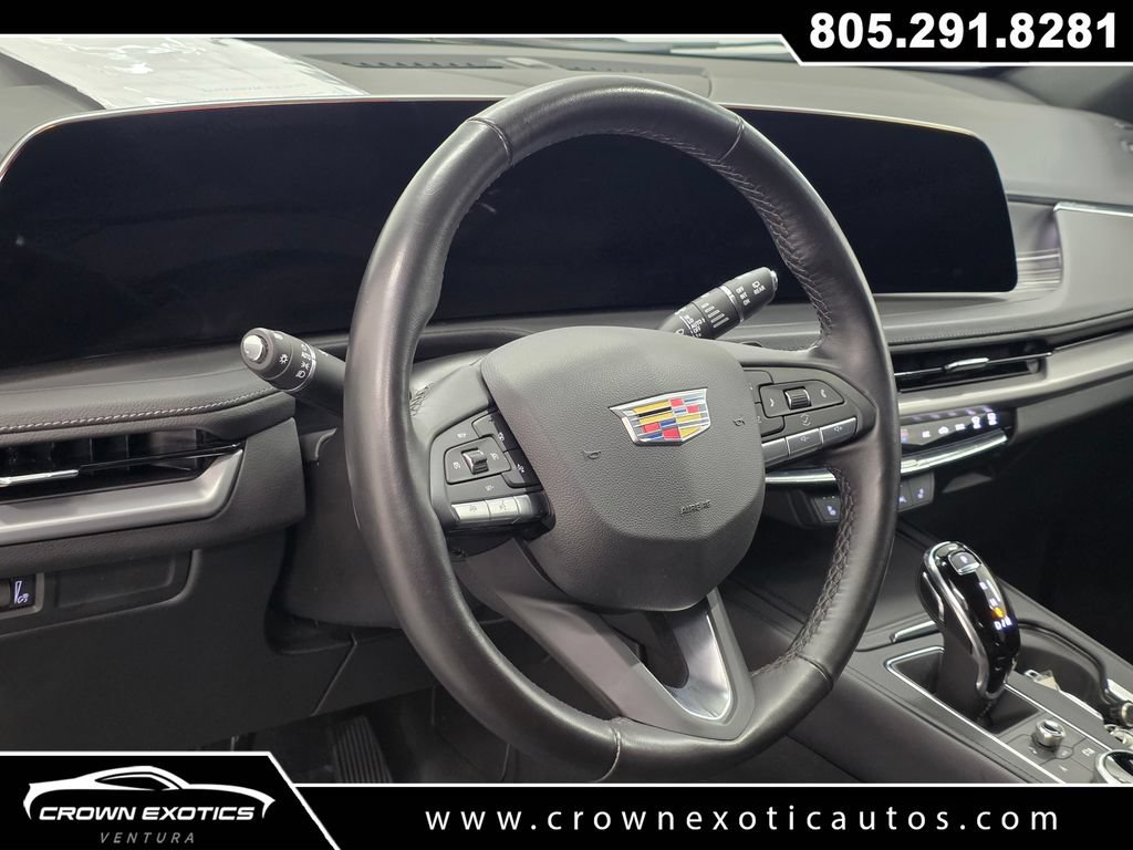 Used 2025 Cadillac XT4 Premium Luxury w/ Cold Weather Package FWD image 24