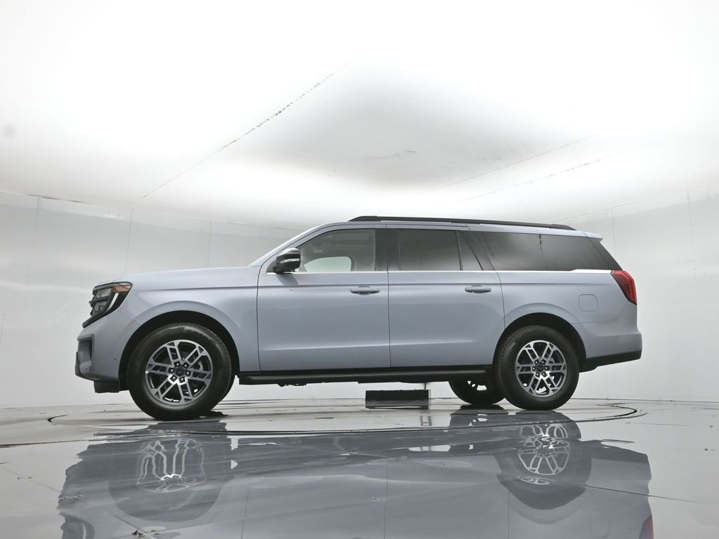 Used 2025 Ford Expedition Max Active RWD image 55
