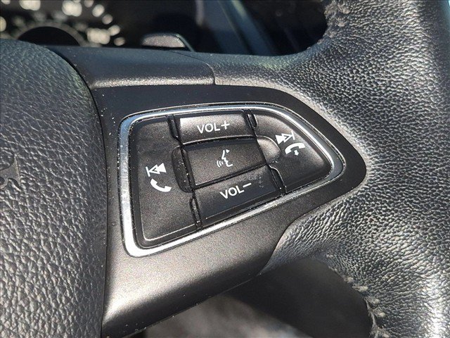 Used 2017 Ford Escape Titanium AWD/4WD image 15