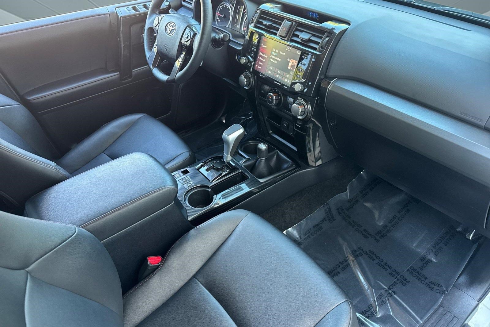 Used 2022 Toyota 4Runner TRD Off-Road Premium w/ TRD Black Wheel Package (TMS) AWD/4WD image 34