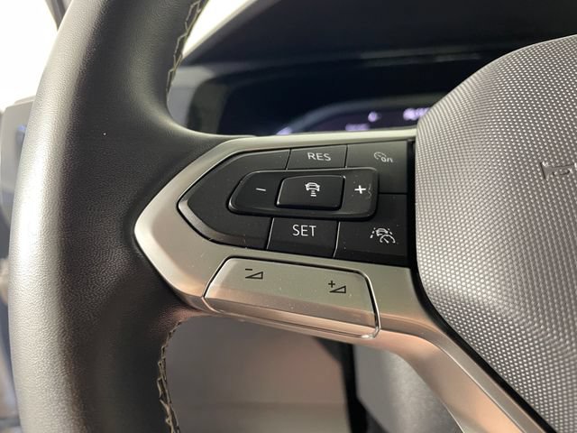 Used 2022 Volkswagen Taos SEL AWD/4WD image 13