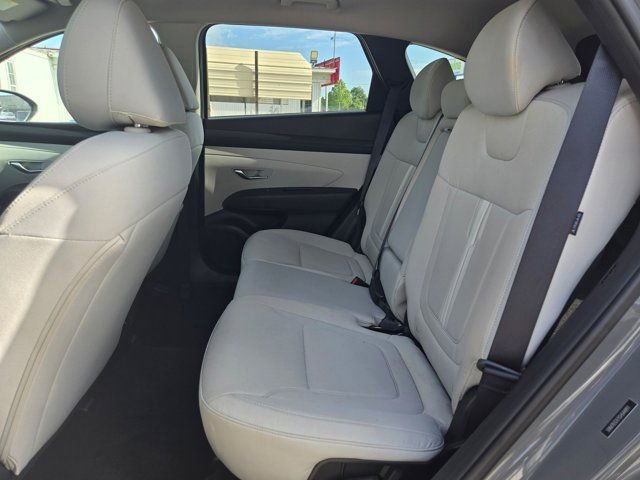 Used 2025 Hyundai Tucson SEL image 25