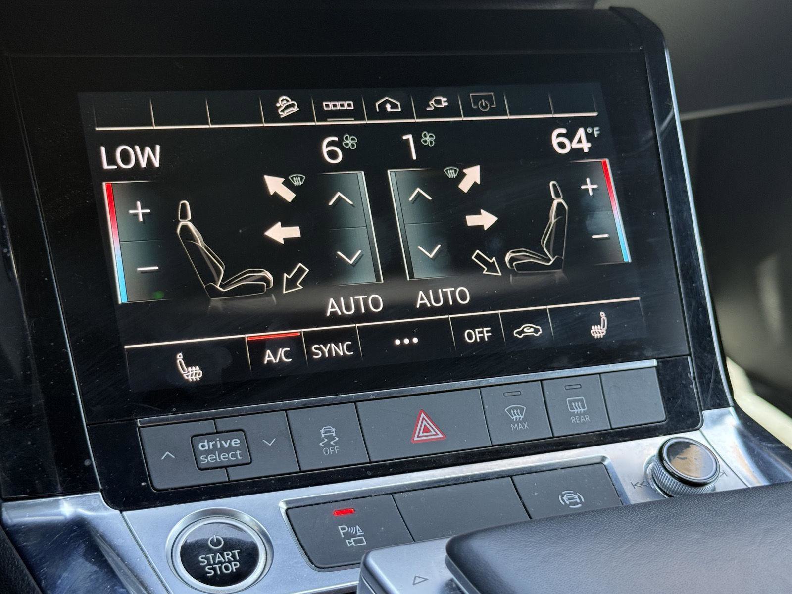 Used 2022 Audi e-tron Premium AWD/4WD image 22