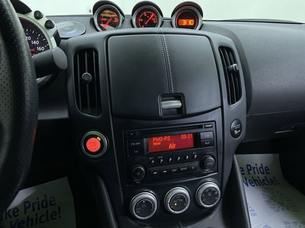 Used 2020 Nissan 370Z w/ Sport Package image 22