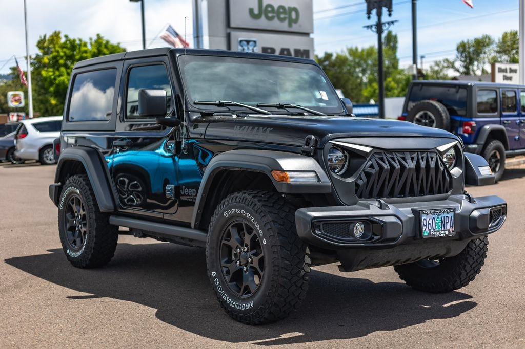 Used 2022 Jeep Wrangler Sport AWD/4WD image 6