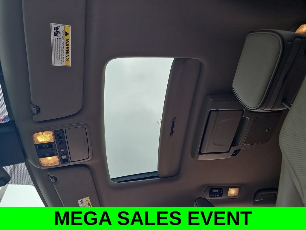 Used 2021 Honda Odyssey Elite image 32