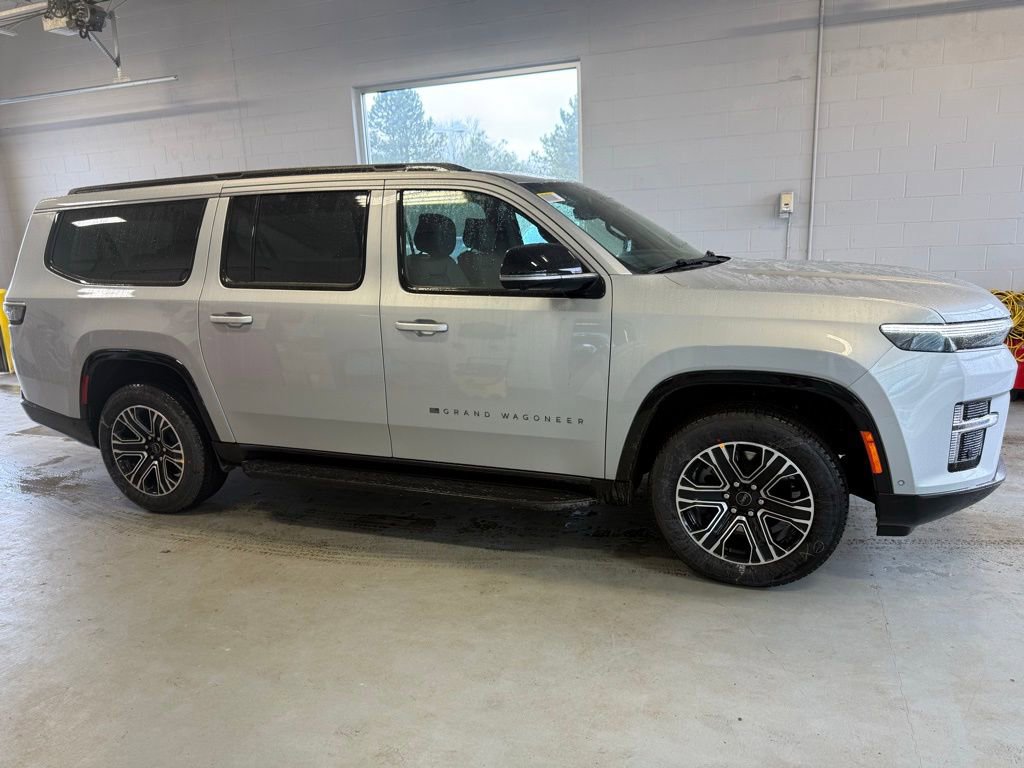 New 2026 Jeep Grand Wagoneer L 4WD w/ Premium Group I image 2