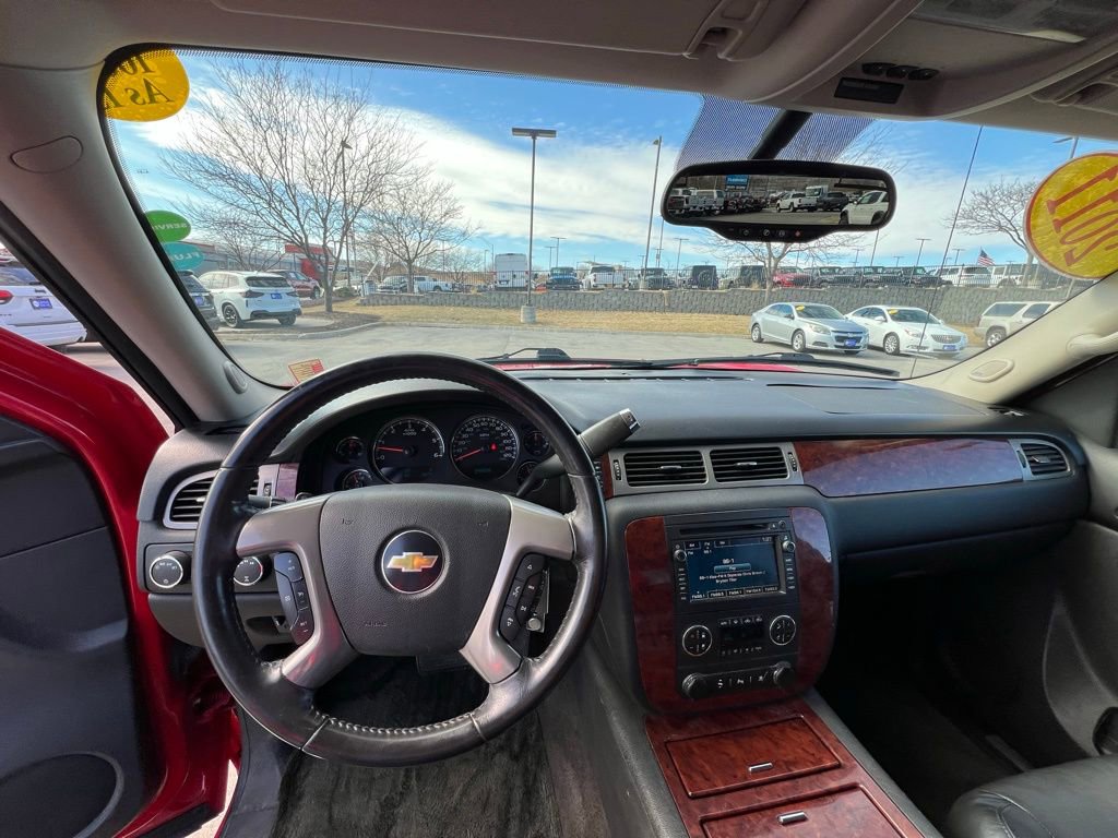 Used 2011 Chevrolet Avalanche LTZ image 36