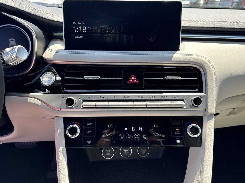 New 2025 Genesis G70 2.5T RWD image 29