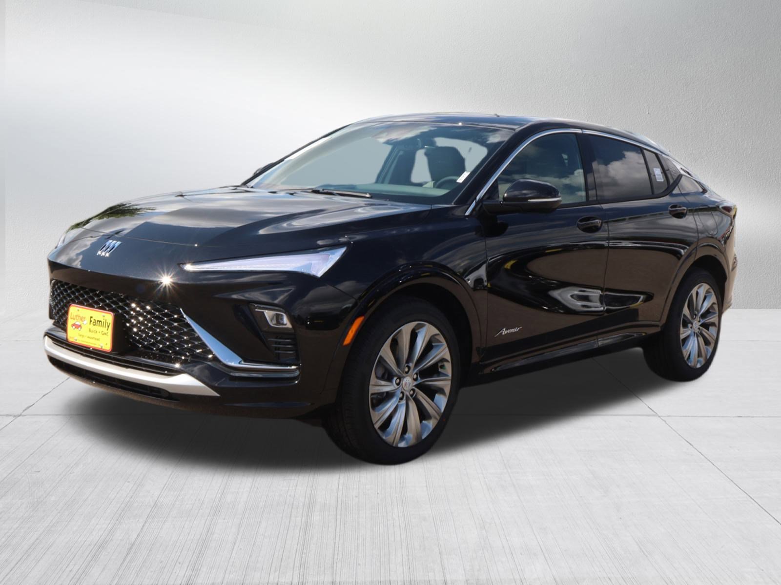 New 2025 Buick Envista Avenir image 3