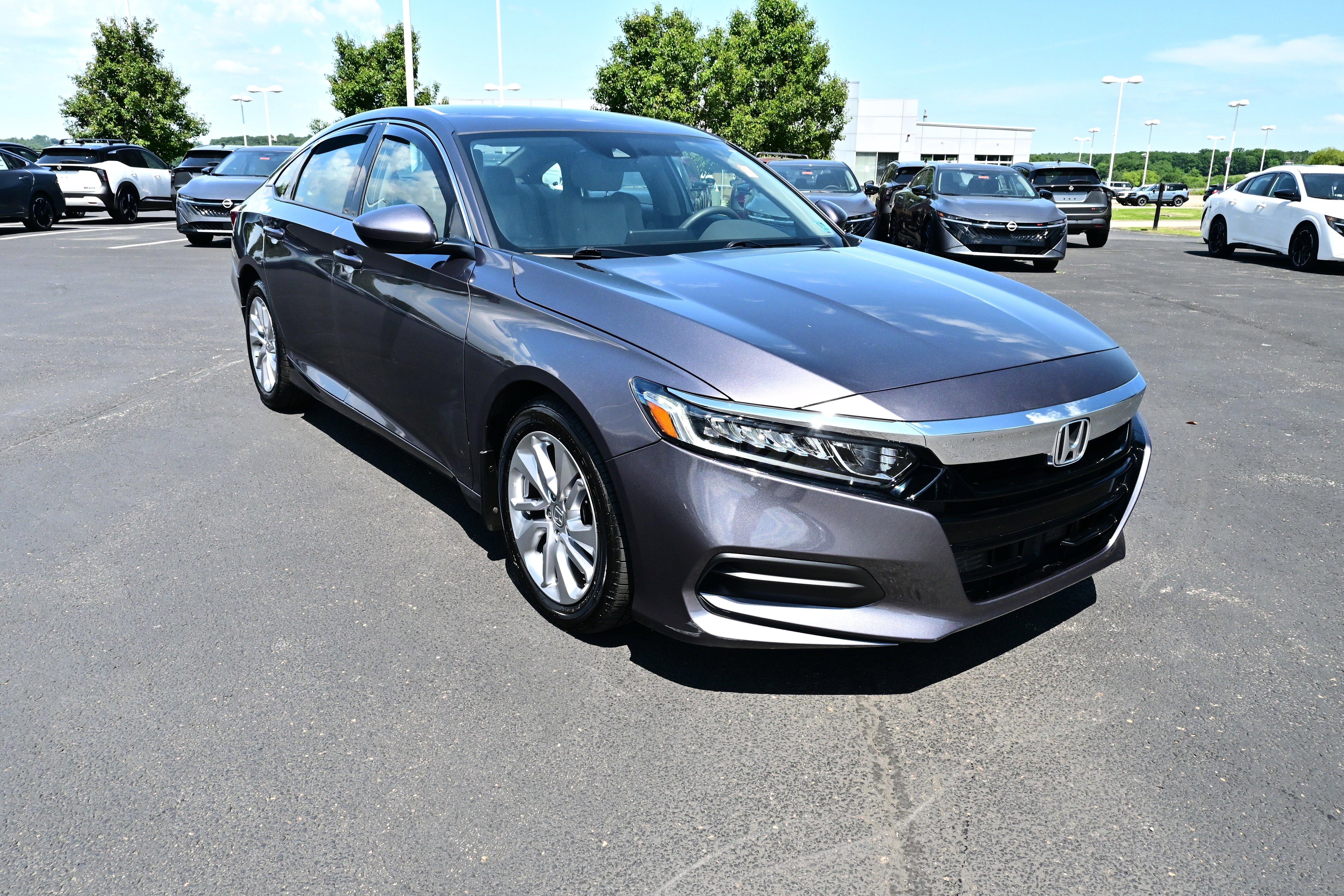 Used 2018 Honda Accord LX image 2
