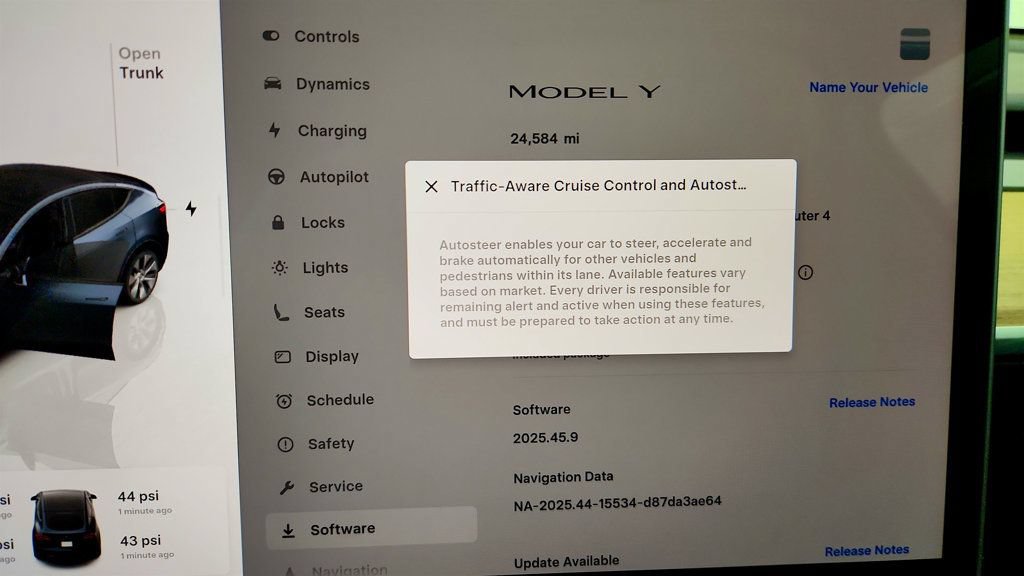 Used 2024 Tesla Model Y Long Range RWD image 16