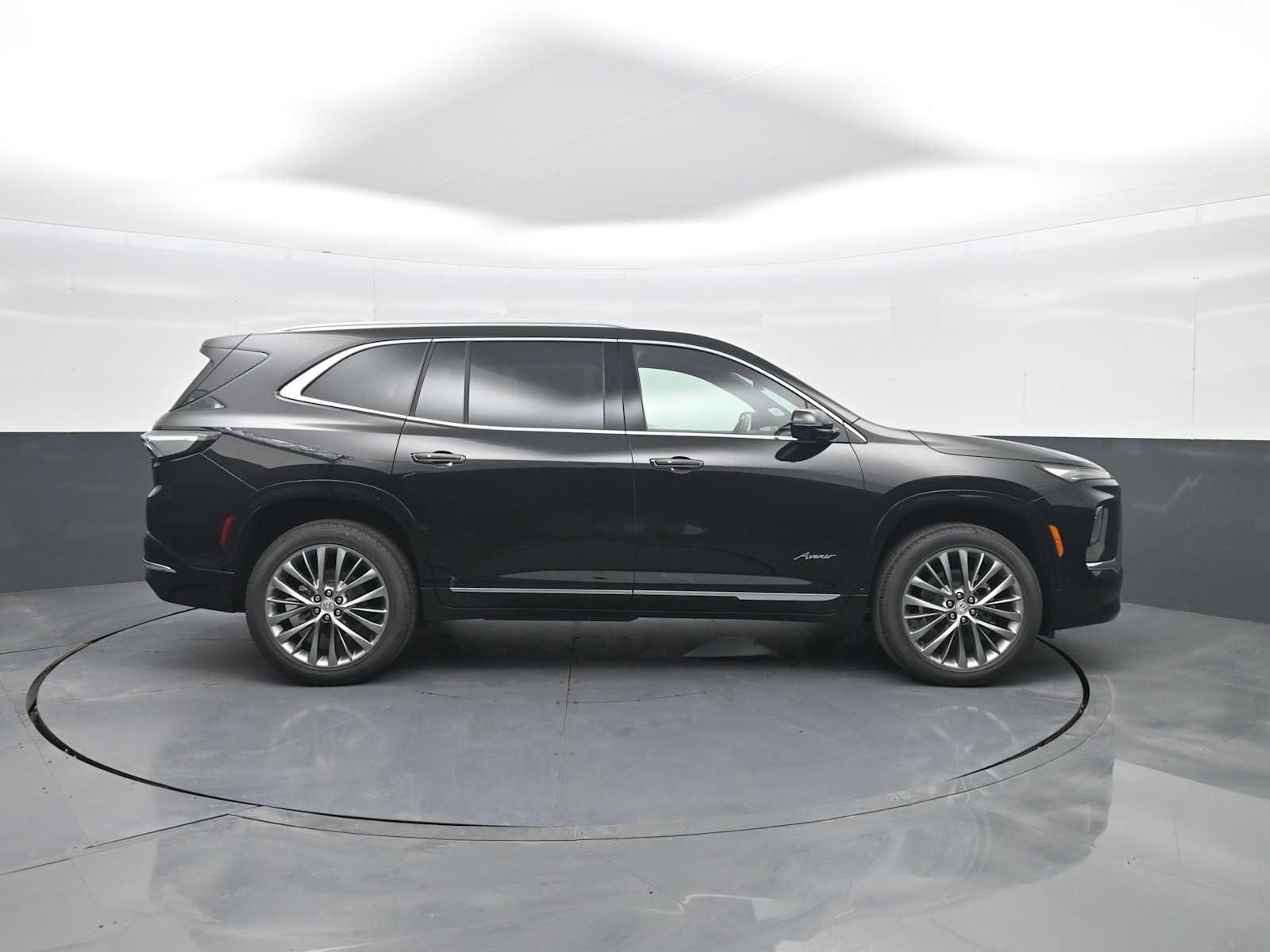 New 2026 Buick Enclave Avenir w/ Super Cruise Package AWD/4WD image 9