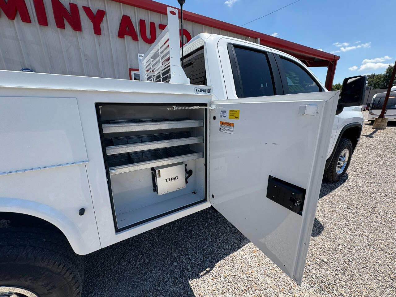 Used 2022 Chevrolet Silverado 2500 W/T w/ WT Convenience Package image 4