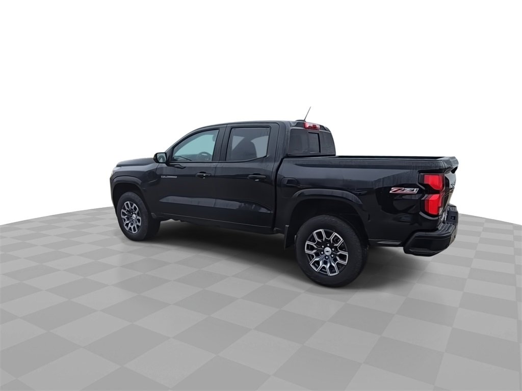Used 2024 Chevrolet Colorado Z71 w/ Z71 Convenience Package 2 image 6