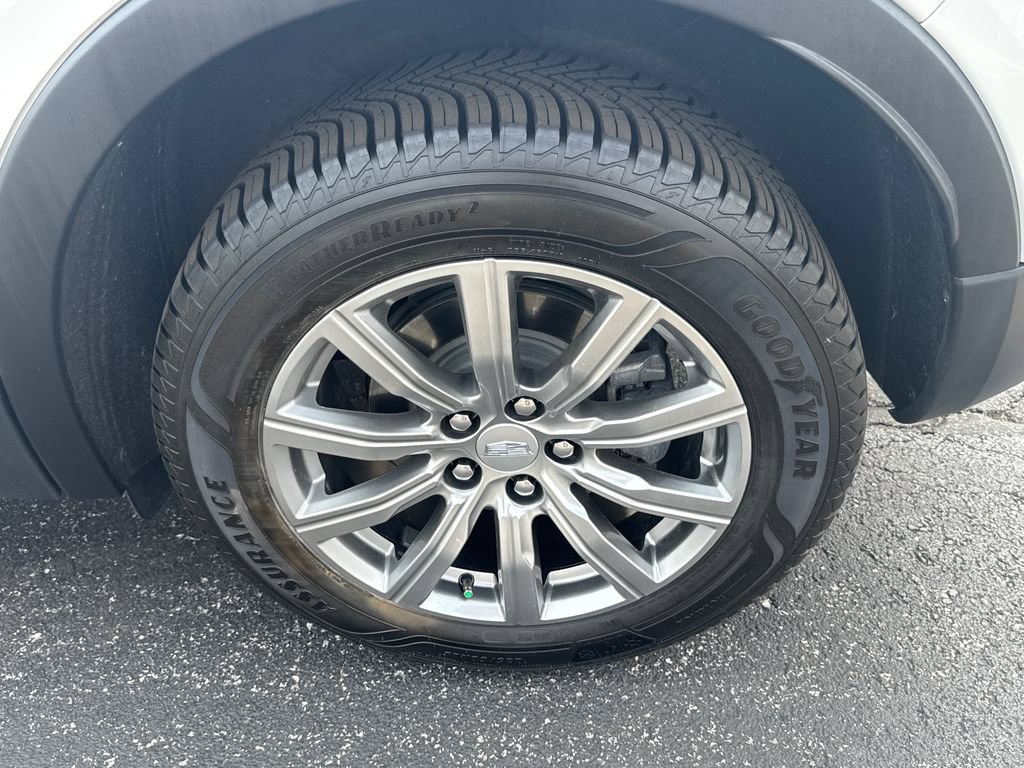 Certified 2023 Cadillac XT4 Premium Luxury FWD image 7