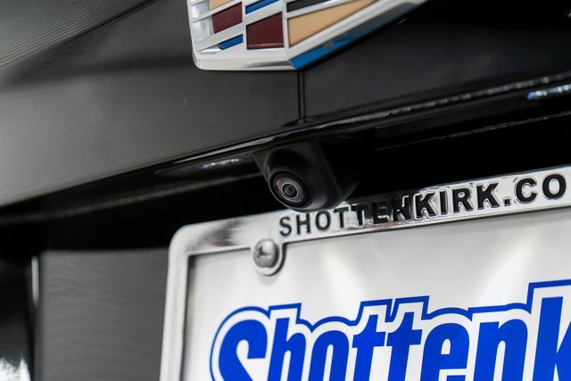 Used 2024 Cadillac XT4 Premium Luxury image 9