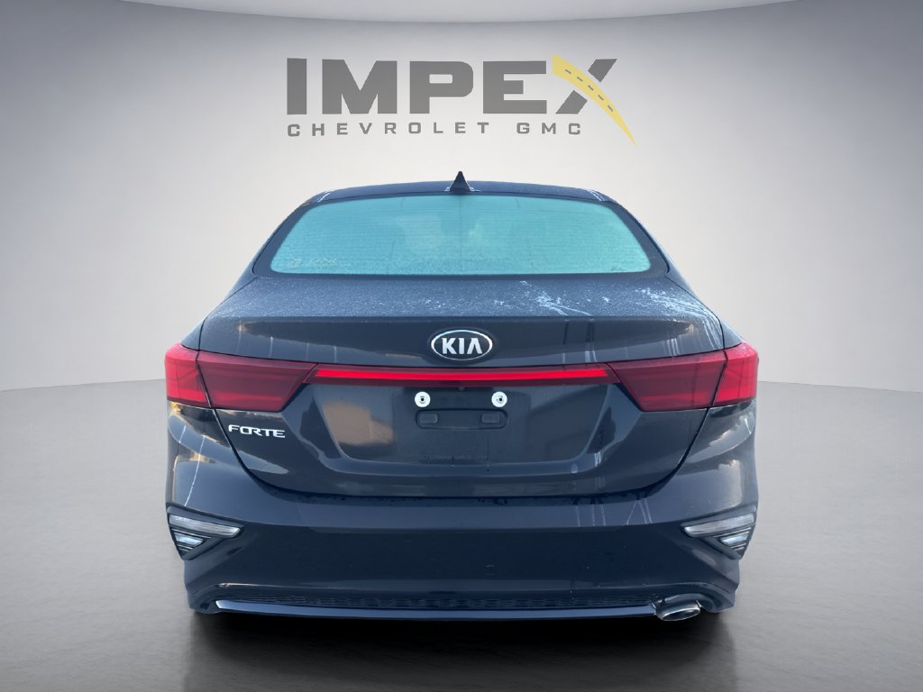 Used 2019 Kia Forte LXS FWD image 4