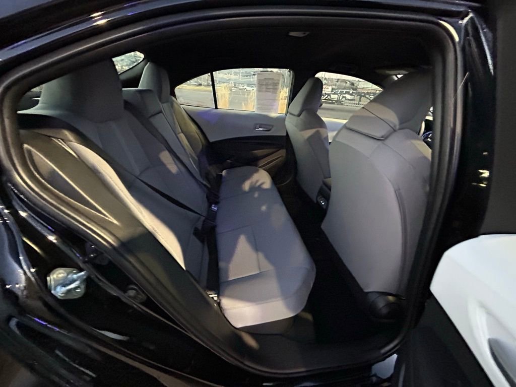 Used 2026 Toyota Corolla Hybrid Sedan image 27