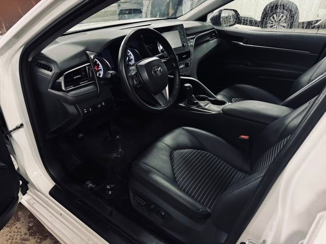Used 2024 Toyota Camry SE image 15