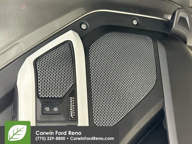 Used 2023 Land Rover Defender 110 X-Dynamic SE AWD/4WD image 21